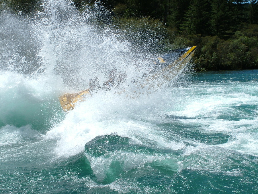 jet boat